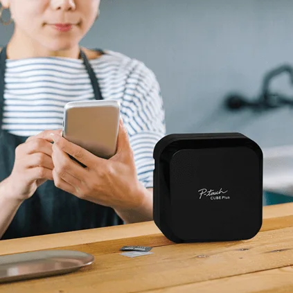 Brother P-touch CUBE Plus PT-P710BT - vue 4